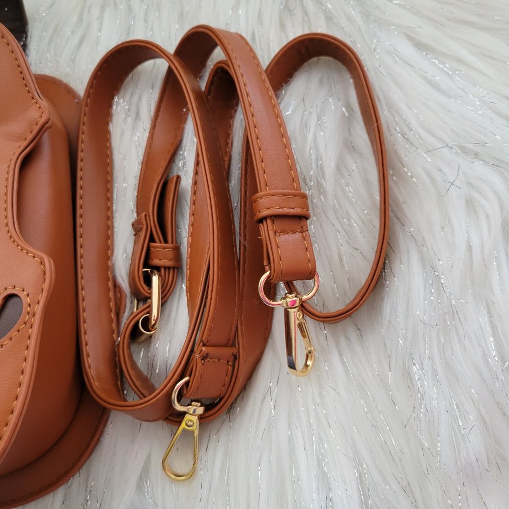 Violin Design Crossbody Bag - Picture 8 of 8